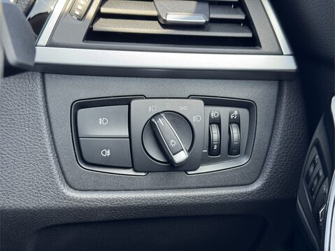 BMW 3 Series 320i Sport 5dr Step Auto 23