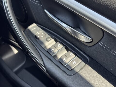 BMW 3 Series 320i Sport 5dr Step Auto 24