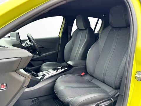 Peugeot 208 1.2 Hybrid 136 GT 5dr e-DSC6 19