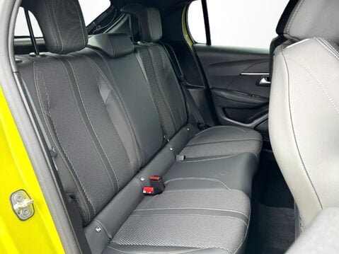 Peugeot 208 1.2 Hybrid 136 GT 5dr e-DSC6 7