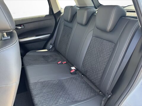 Suzuki Vitara 1.4 Boosterjet 48V Hybrid SZ5 5dr Auto 34