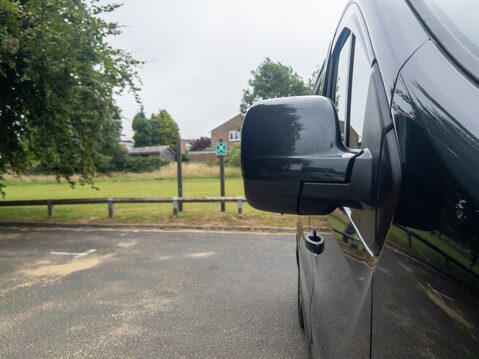 Renault Trafic SL28 Blue dCi 130 Sport Van 16