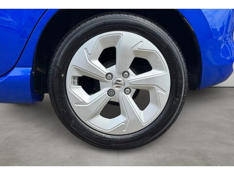 Suzuki Swift 1.2 Mild Hybrid Motion 5dr 12