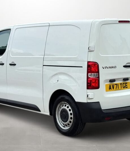Vauxhall Vivaro 2700 1.5d 120PS Dynamic H1 Van