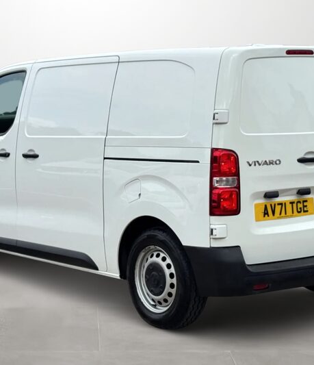 Vauxhall Vivaro 2700 1.5d 120PS Dynamic H1 Van