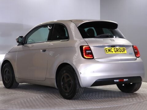 Fiat 500 87kW Giorgio Armani 42kWh 3dr Auto 3