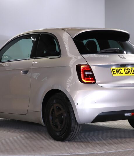Fiat 500 87kW Giorgio Armani 42kWh 3dr Auto