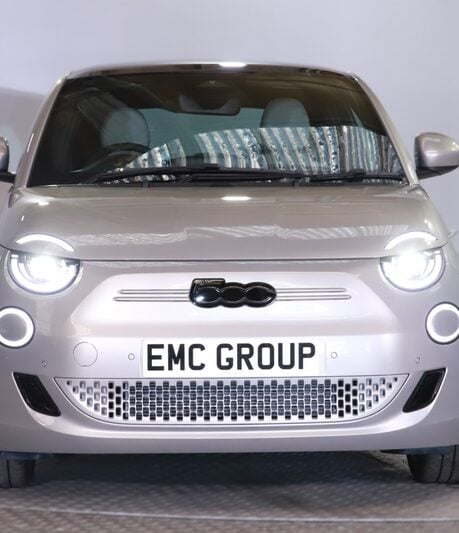 Fiat 500 87kW Giorgio Armani 42kWh 3dr Auto