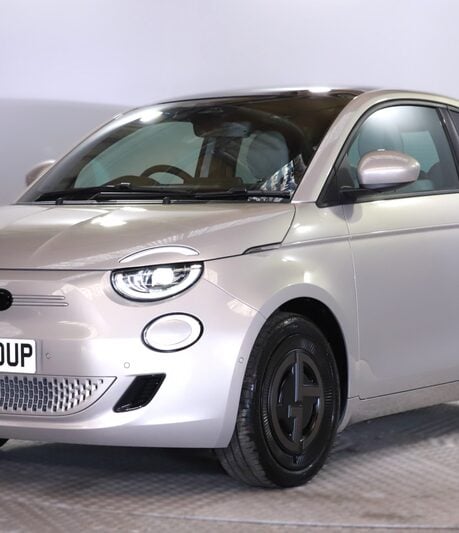 Fiat 500 87kW Giorgio Armani 42kWh 3dr Auto