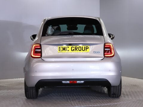 Fiat 500 87kW Giorgio Armani 42kWh 3dr Auto 8