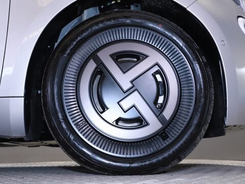 Fiat 500 87kW Giorgio Armani 42kWh 3dr Auto 12
