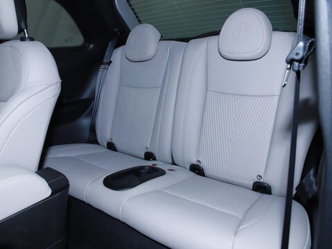 Fiat 500 87kW Giorgio Armani 42kWh 3dr Auto 34