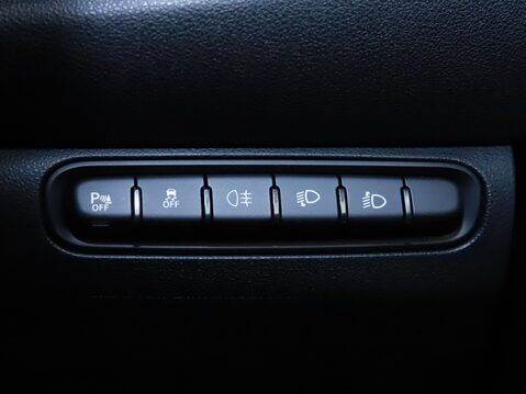 Fiat 500 87kW Giorgio Armani 42kWh 3dr Auto 29
