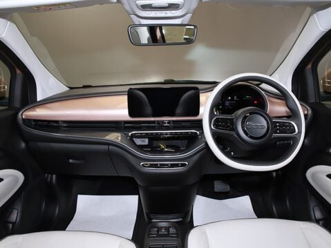 Fiat 500 87kW La Prima 42kWh 3dr Auto 9