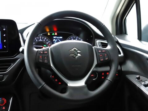 Suzuki S-Cross 1.5 Hybrid Motion 5dr AGS 15