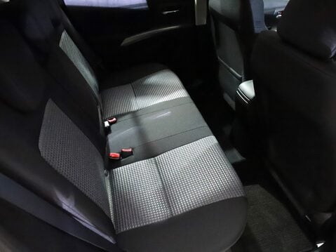 Suzuki S-Cross 1.5 Hybrid Motion 5dr AGS 29