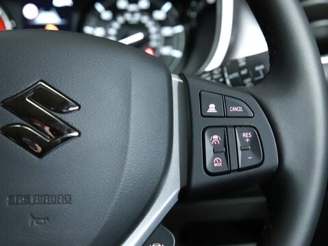 Suzuki Vitara 1.4 Boosterjet Mild Hybrid Motion 5dr 26