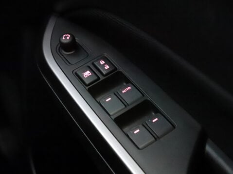 Suzuki Vitara 1.4 Boosterjet Mild Hybrid Motion 5dr 28