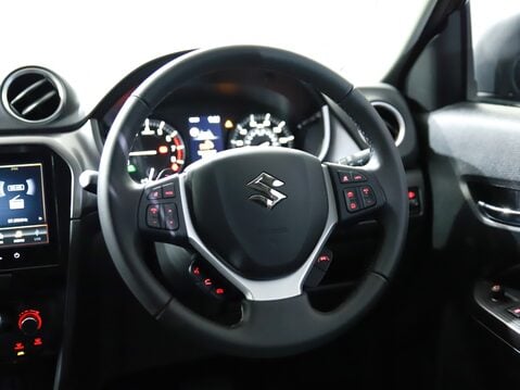 Suzuki Vitara 1.5 Hybrid Motion 5dr AGS 11