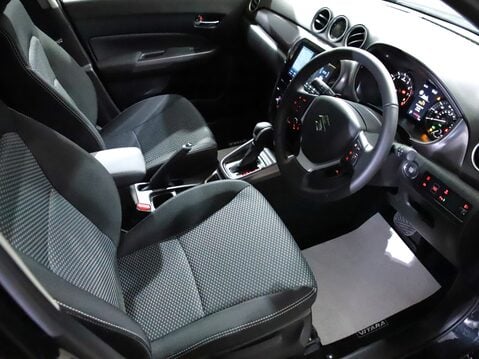 Suzuki Vitara 1.5 Hybrid Motion 5dr AGS 12
