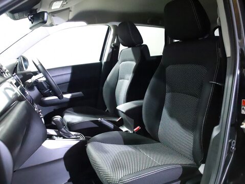 Suzuki Vitara 1.5 Hybrid Motion 5dr AGS 14