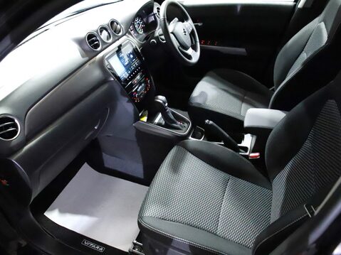 Suzuki Vitara 1.5 Hybrid Motion 5dr AGS 3