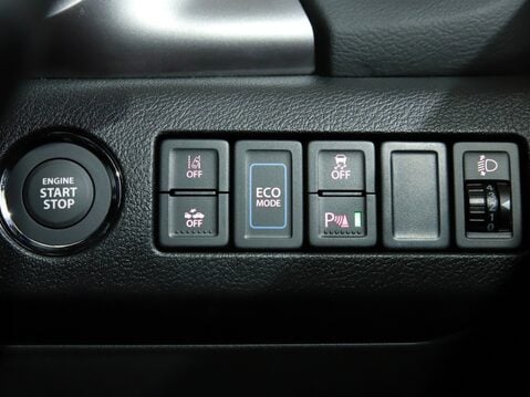 Suzuki Vitara 1.5 Hybrid Motion 5dr AGS 23
