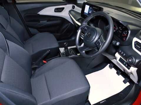 Suzuki Swift 1.2 Mild Hybrid Ultra ALLGRIP 5dr 18