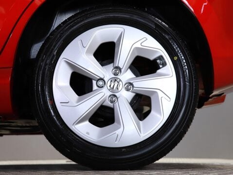 Suzuki Swift 1.2 Mild Hybrid Motion 5dr 13
