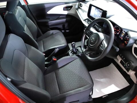 Suzuki Swift 1.2 Mild Hybrid Motion 5dr 18