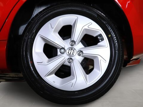 Suzuki Swift 1.2 Mild Hybrid Motion 5dr 12