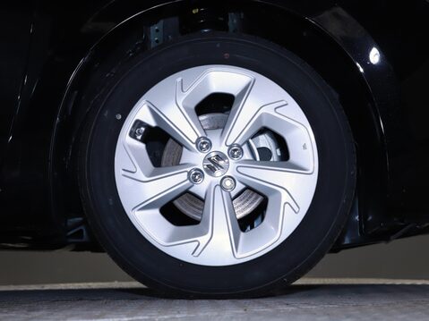Suzuki Swift 1.2 Mild Hybrid Motion 5dr 12