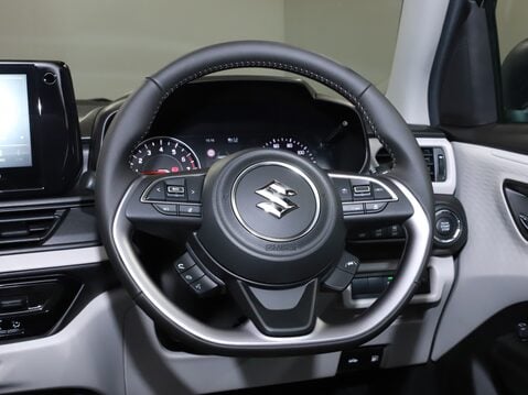 Suzuki Swift 1.2 Mild Hybrid Motion 5dr 17