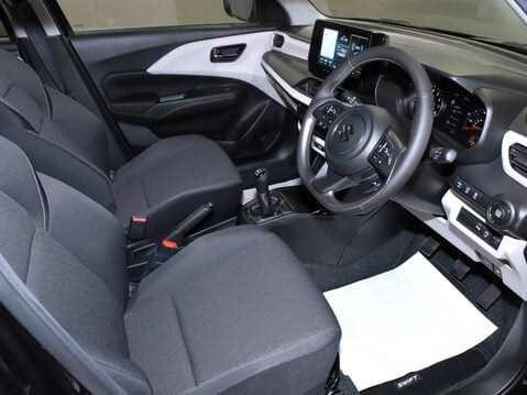 Suzuki Swift 1.2 Mild Hybrid Motion 5dr 18