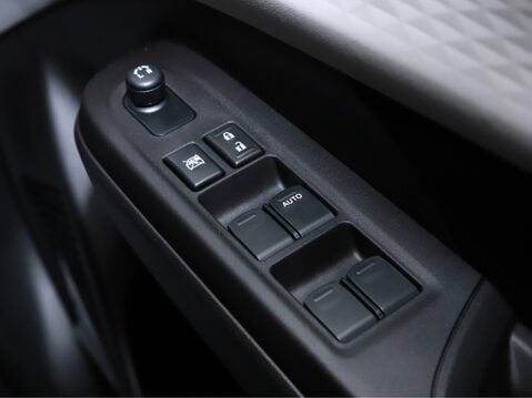 Suzuki Swift 1.2 Mild Hybrid Motion 5dr 31