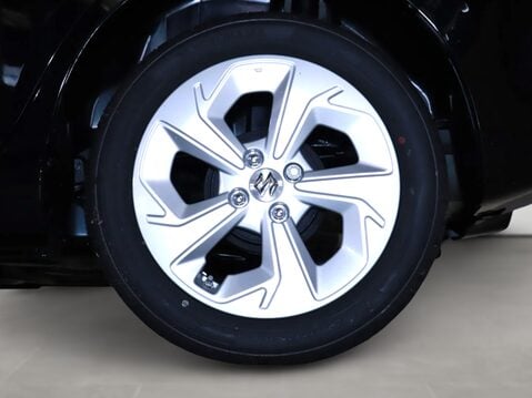 Suzuki Swift 1.2 Mild Hybrid Motion 5dr 12
