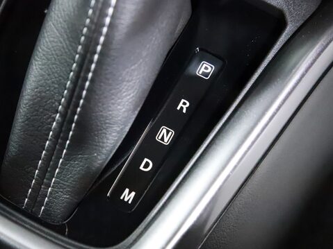 Suzuki Swift 1.2 Mild Hybrid Motion 5dr CVT 27