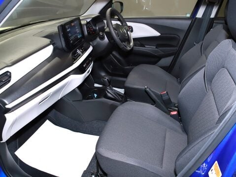Suzuki Swift 1.2 Mild Hybrid Motion 5dr CVT 2