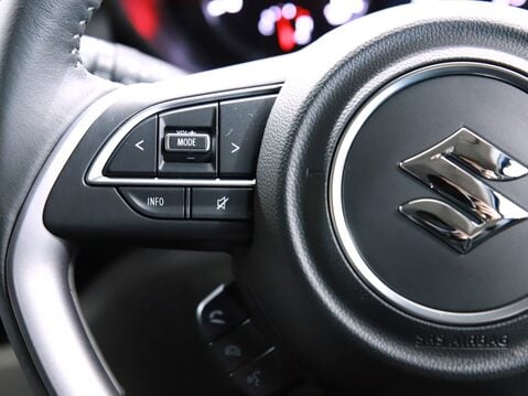 Suzuki Swift 1.2 Mild Hybrid Motion 5dr CVT 28