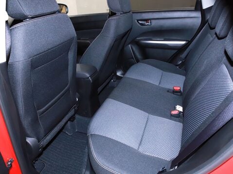 Suzuki Vitara 1.4 Boosterjet Mild Hybrid Motion 5dr 33