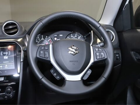 Suzuki Vitara 1.4 Boosterjet Mild Hybrid Ultra 5dr 17