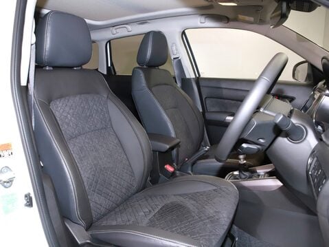 Suzuki Vitara 1.4 Boosterjet Mild Hybrid Ultra 5dr 19