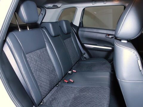 Suzuki Vitara 1.4 Boosterjet Mild Hybrid Ultra ALLGRIP 5dr 33