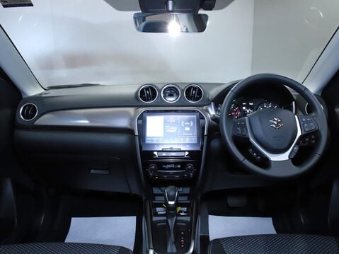 Suzuki Vitara 1.5 Hybrid Motion 5dr AGS 16