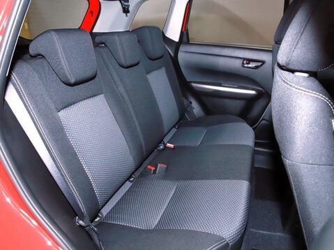 Suzuki Vitara 1.5 Hybrid Motion 5dr AGS 31