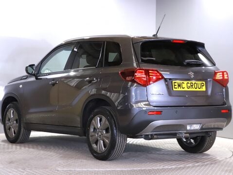 Suzuki Vitara 1.5 Hybrid Motion 5dr AGS 3