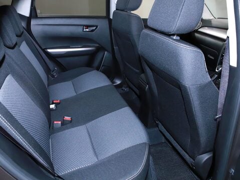 Suzuki Vitara 1.5 Hybrid Motion 5dr AGS 31