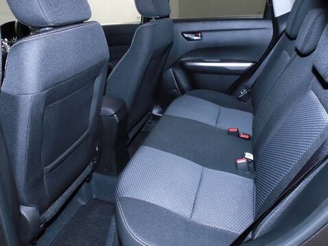 Suzuki Vitara 1.5 Hybrid Motion 5dr AGS 33