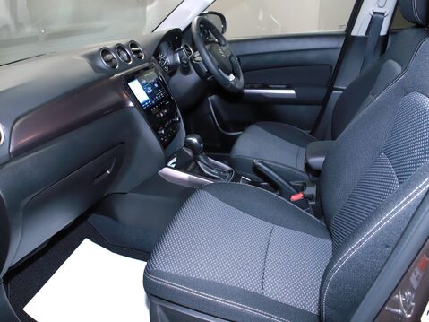 Suzuki Vitara 1.5 Hybrid Motion 5dr AGS 2