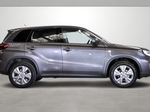 Suzuki Vitara 1.5 Hybrid Motion 5dr AGS 9